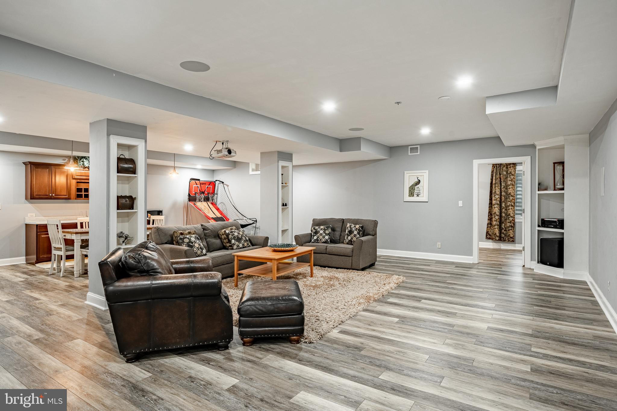 APPLEBROOK MEADOWS - Residential