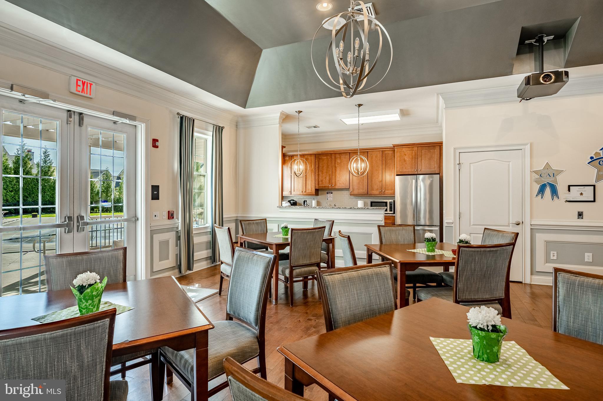 APPLEBROOK MEADOWS - Residential