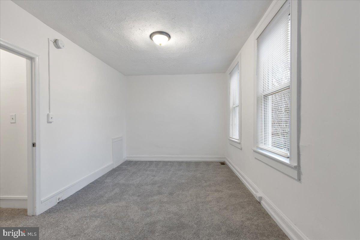 WAVERLY - Residential Lease