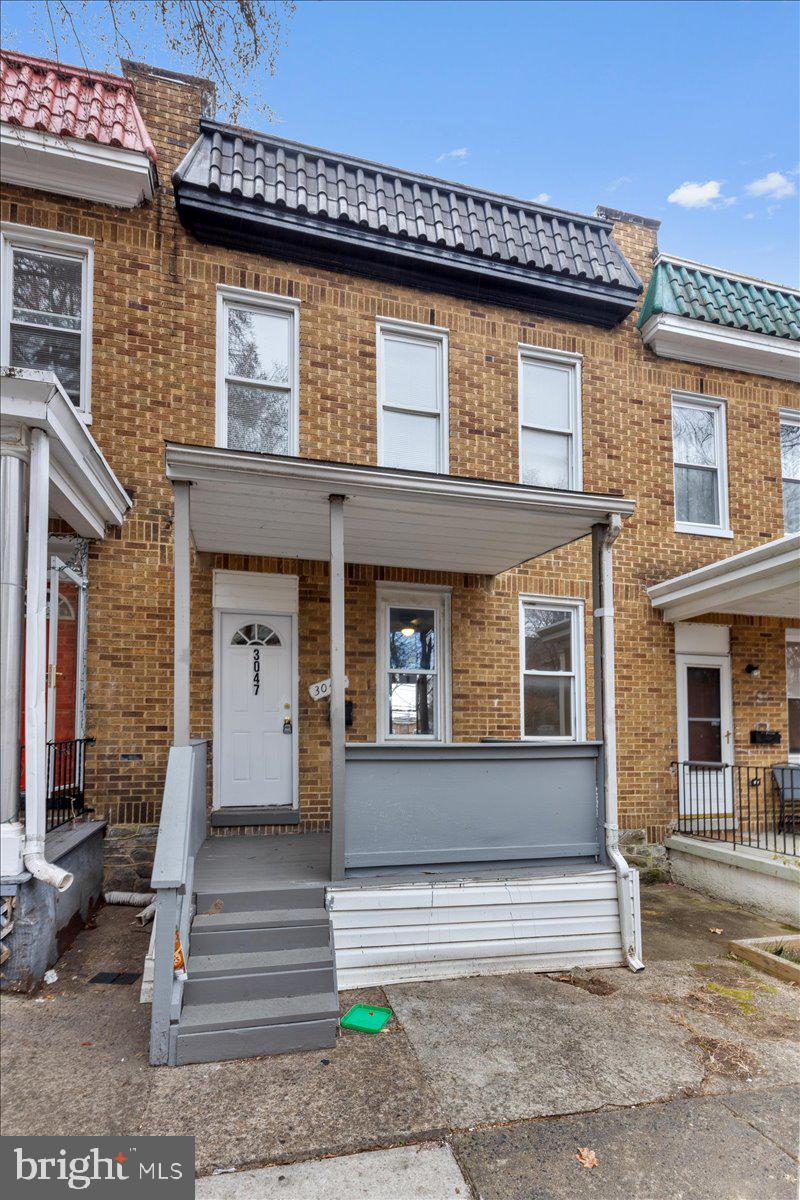 WAVERLY - Residential Lease