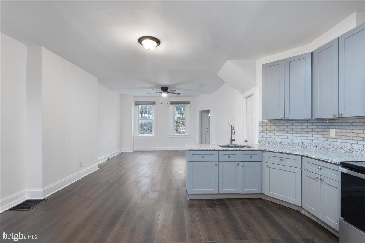 WAVERLY - Residential Lease