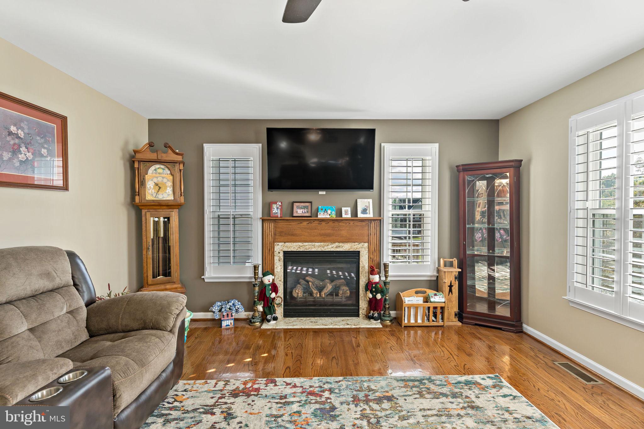 STONEY RIDGE - Residential