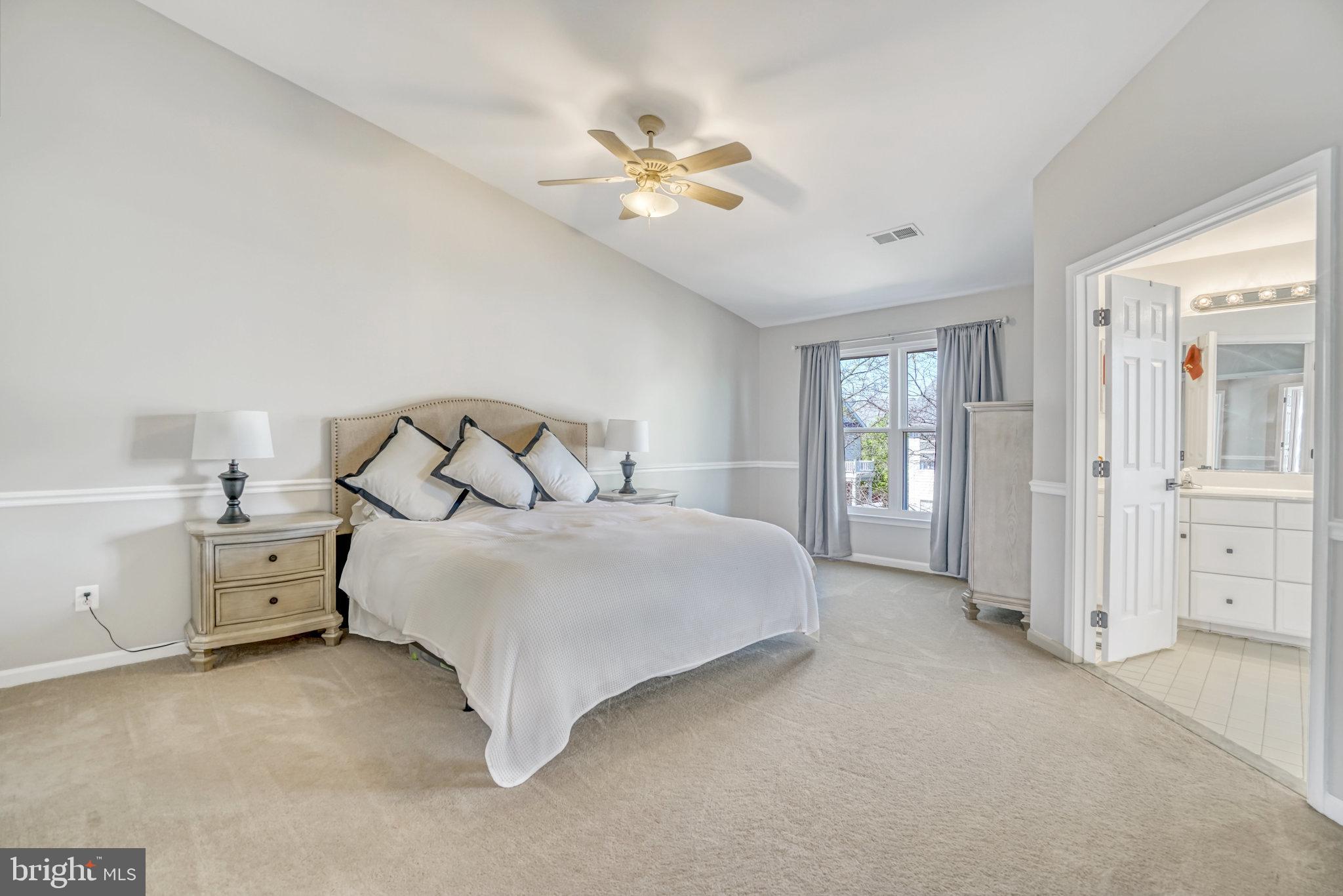 FARMWELL HUNT - Residential