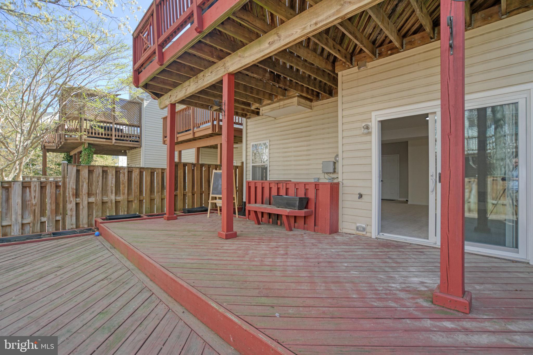 FARMWELL HUNT - Residential