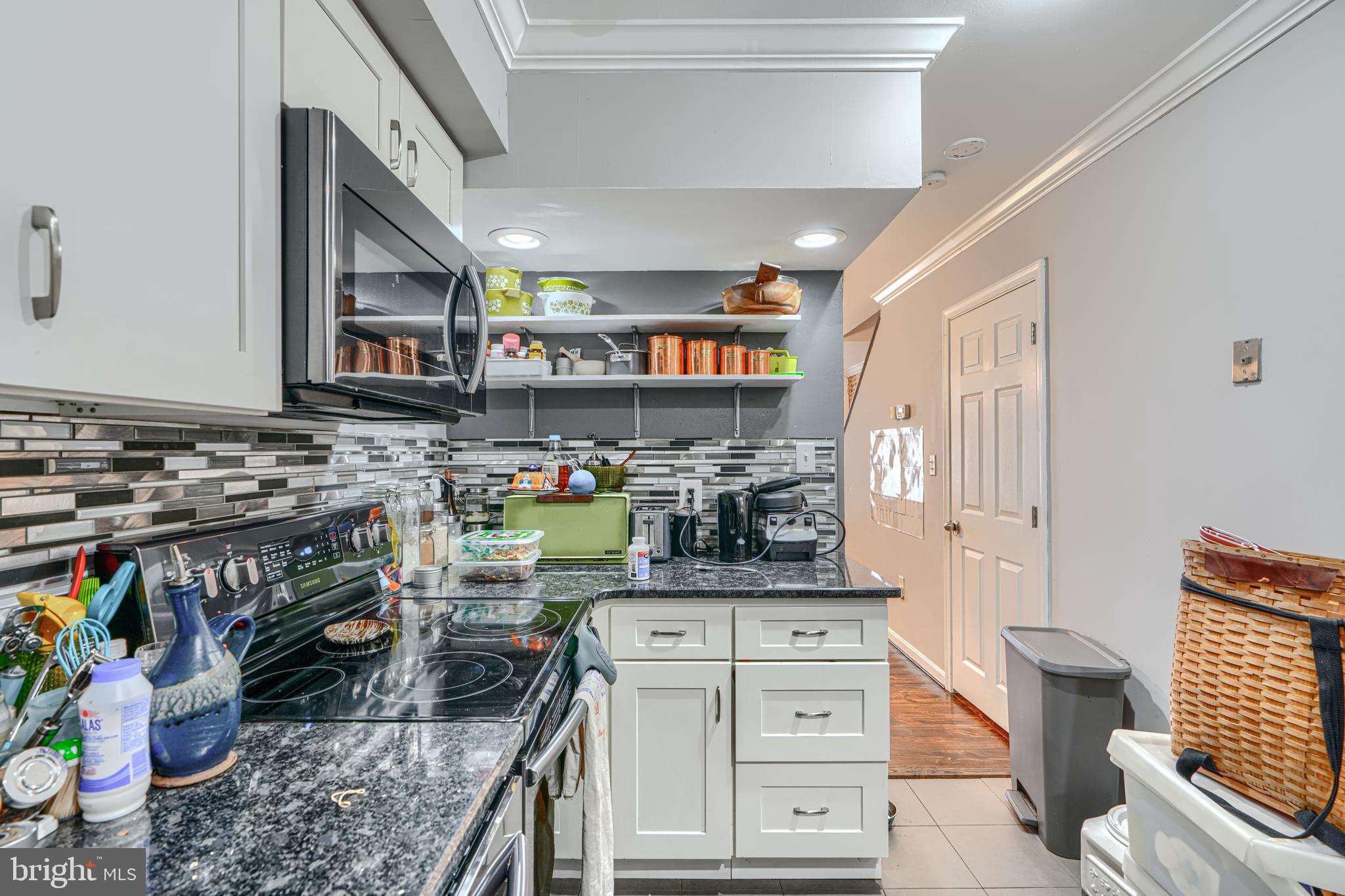 BUTCHERS HILL - Residential Lease