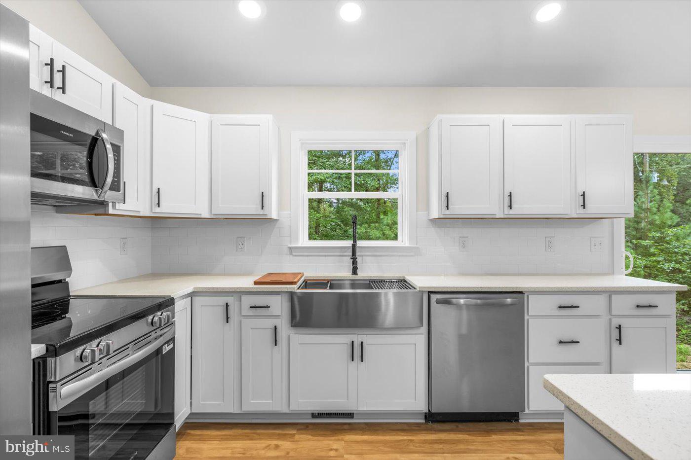 LAKE LAND OR - Residential