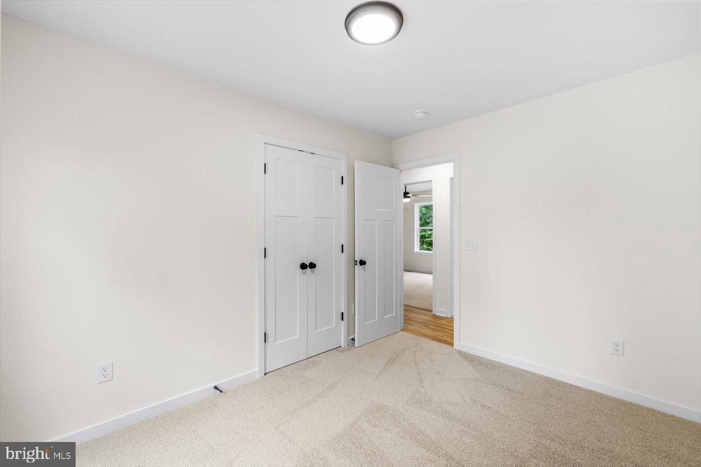 LAKE LAND OR - Residential