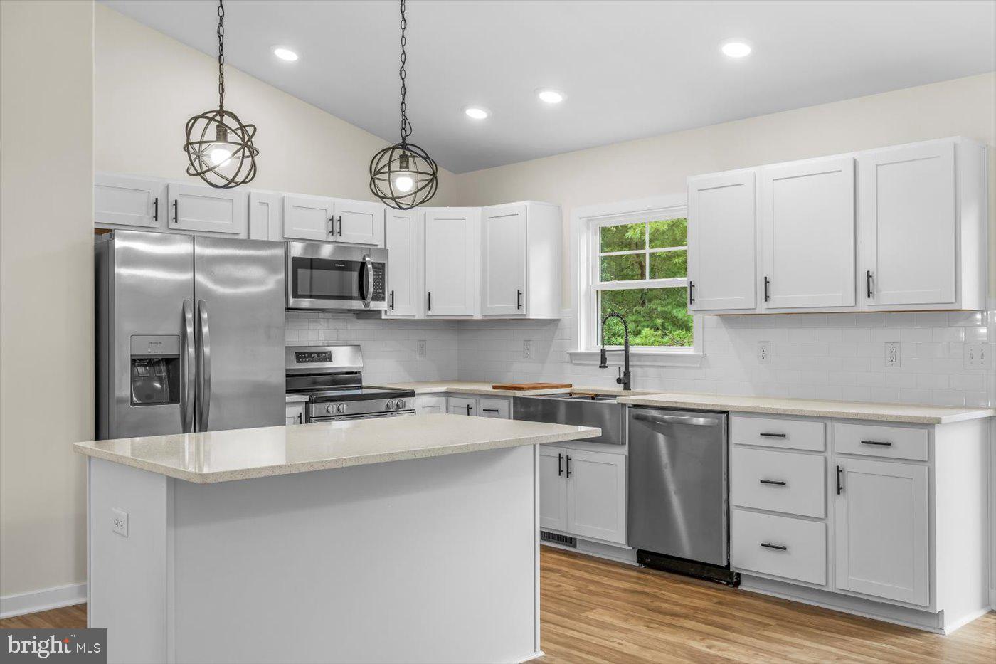 LAKE LAND OR - Residential