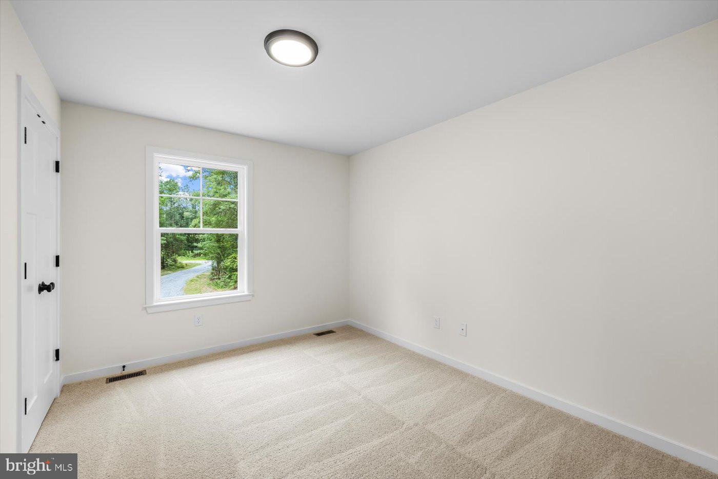 LAKE LAND OR - Residential