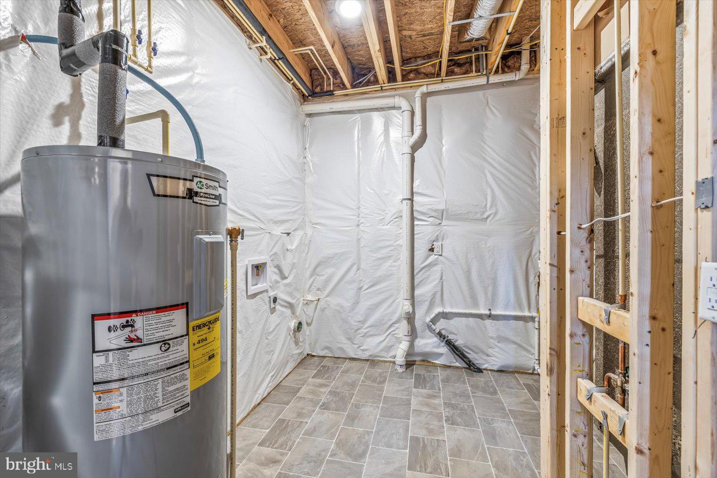 LAKE LAND OR - Residential