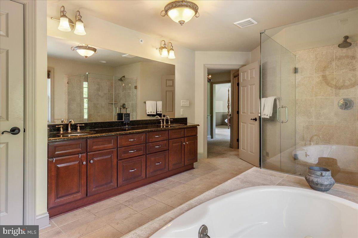 COLDBROOK - Residential