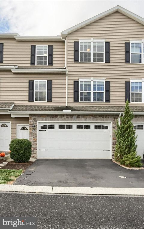 813 SPRING ROCK COURT MECHANICSBURG PA 17055