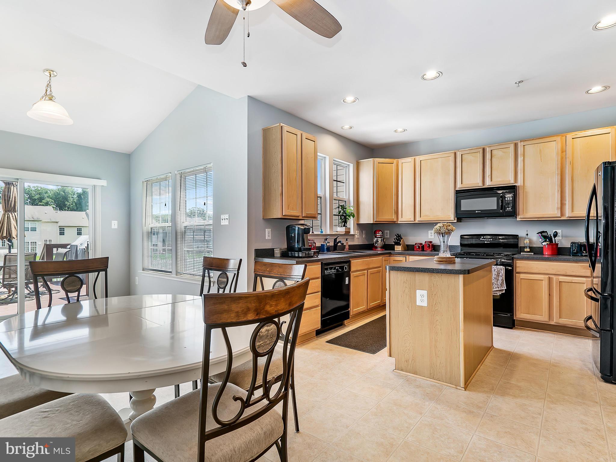 AUTUMN RUN - Residential