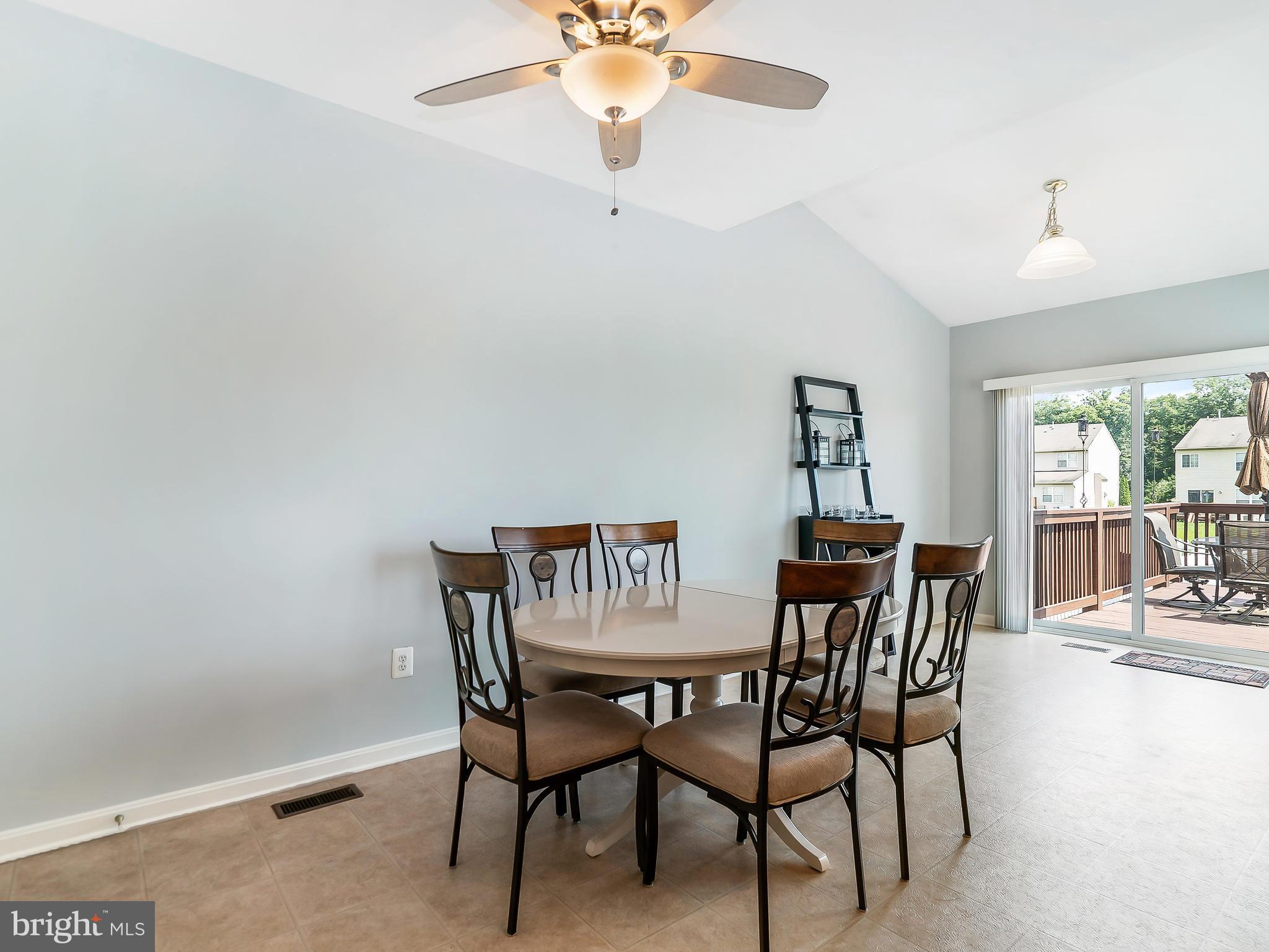 AUTUMN RUN - Residential