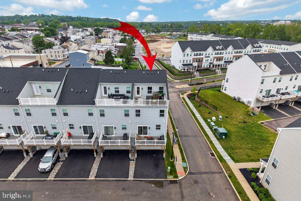 RIVER POINTE - Residential