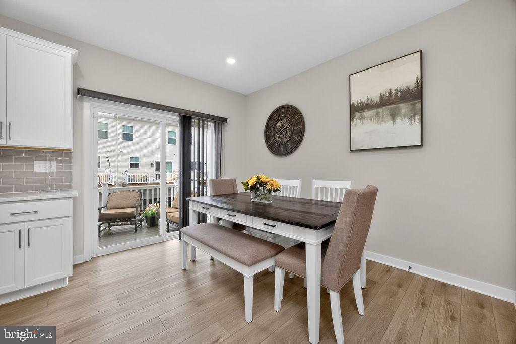RIVER POINTE - Residential