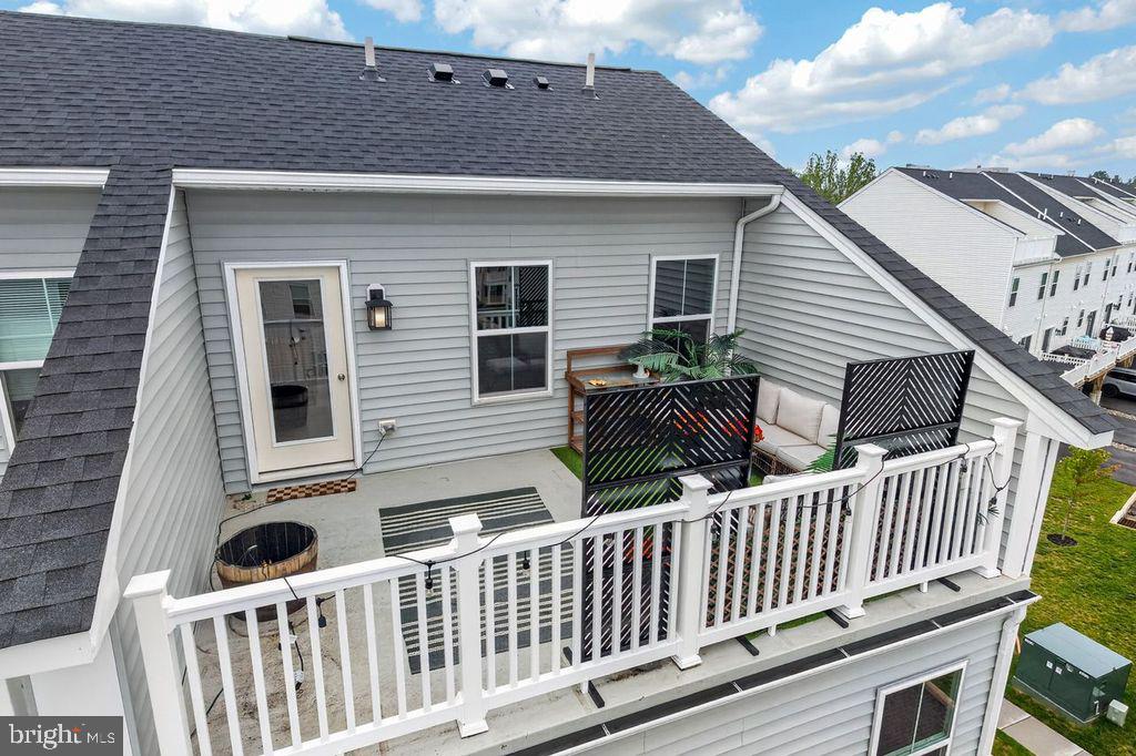 RIVER POINTE - Residential