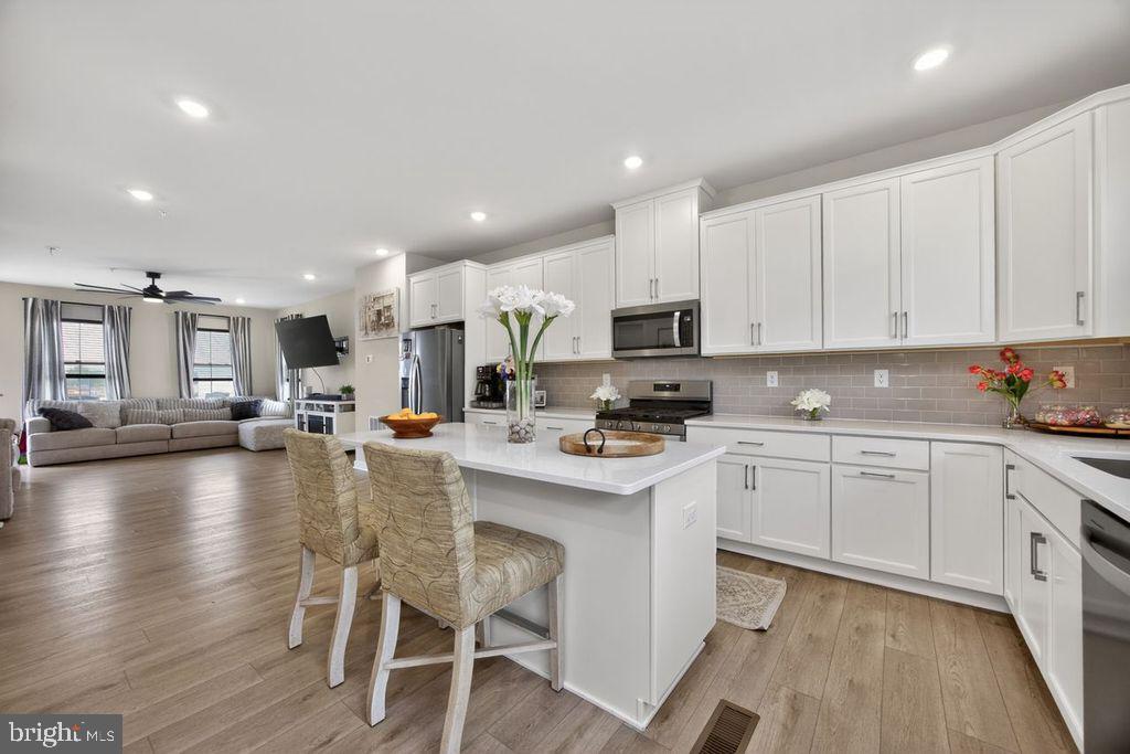 RIVER POINTE - Residential