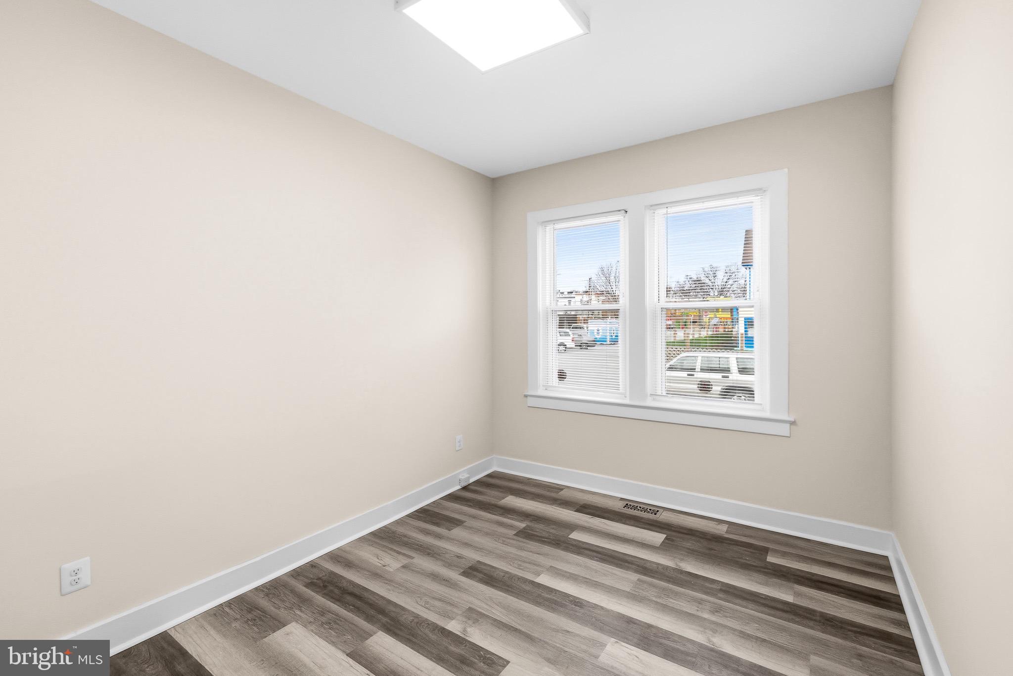 MOUNT RAINIER - Residential