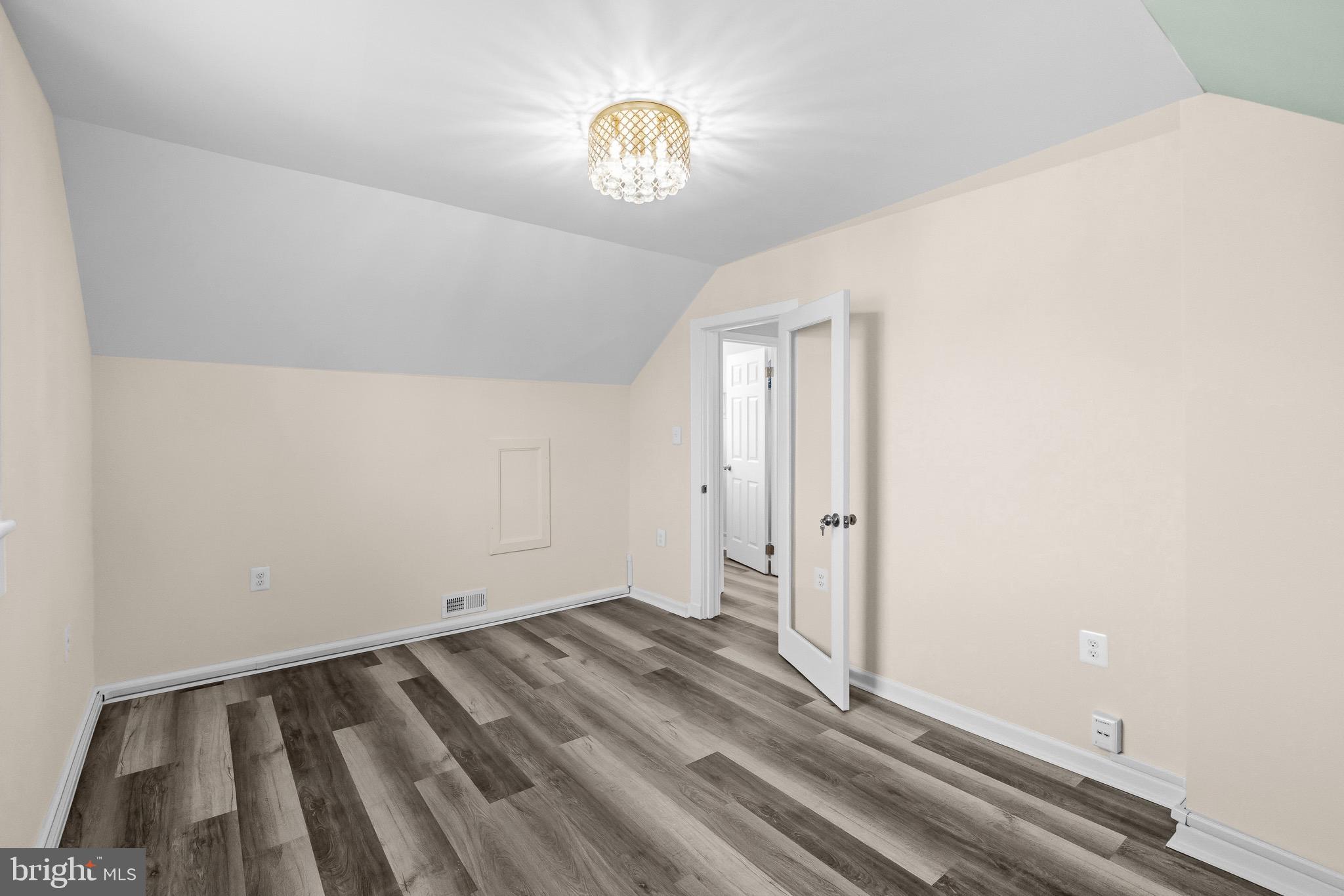 MOUNT RAINIER - Residential