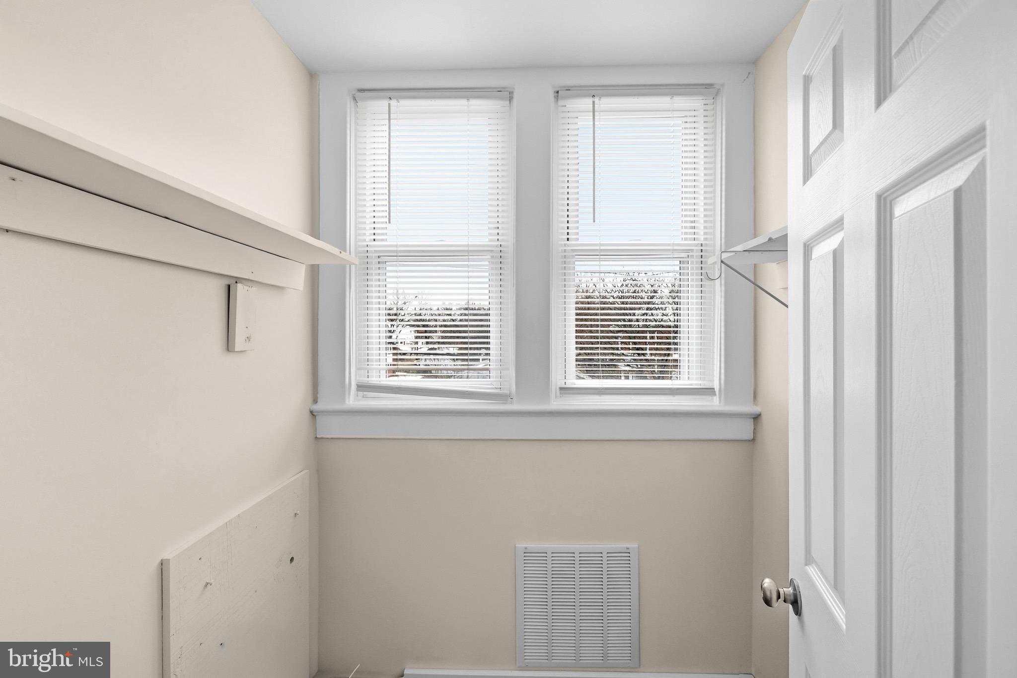 MOUNT RAINIER - Residential