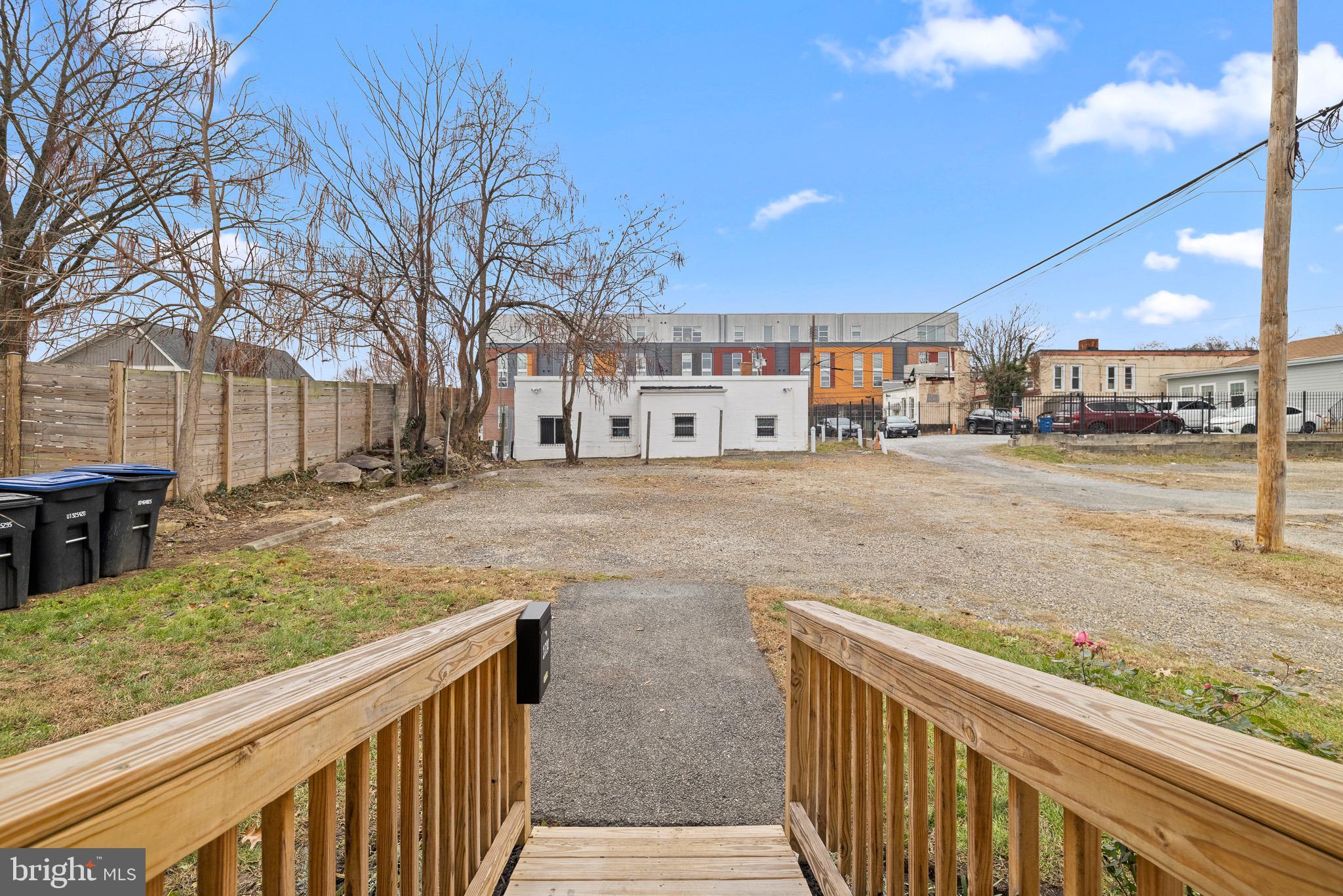 MOUNT RAINIER - Residential