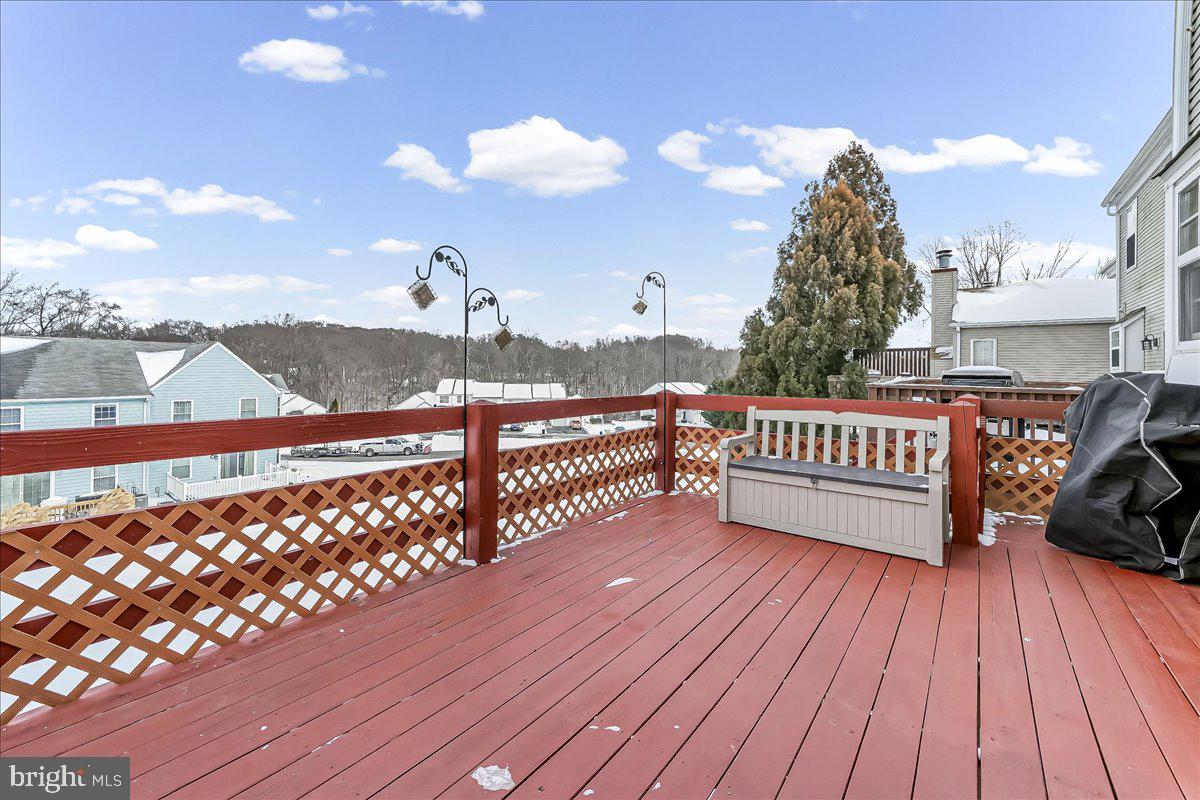 CHERRY TREE KNOLL - Residential