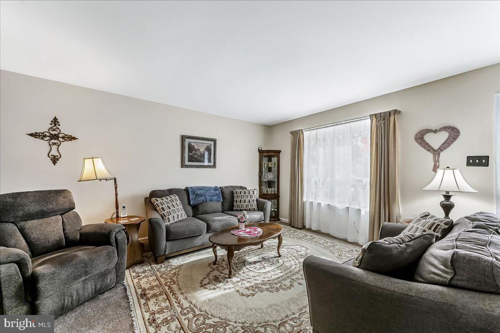 Photo of 708 Heather Ln, ASTON, PA 19014 (MLS # PADE2107280)