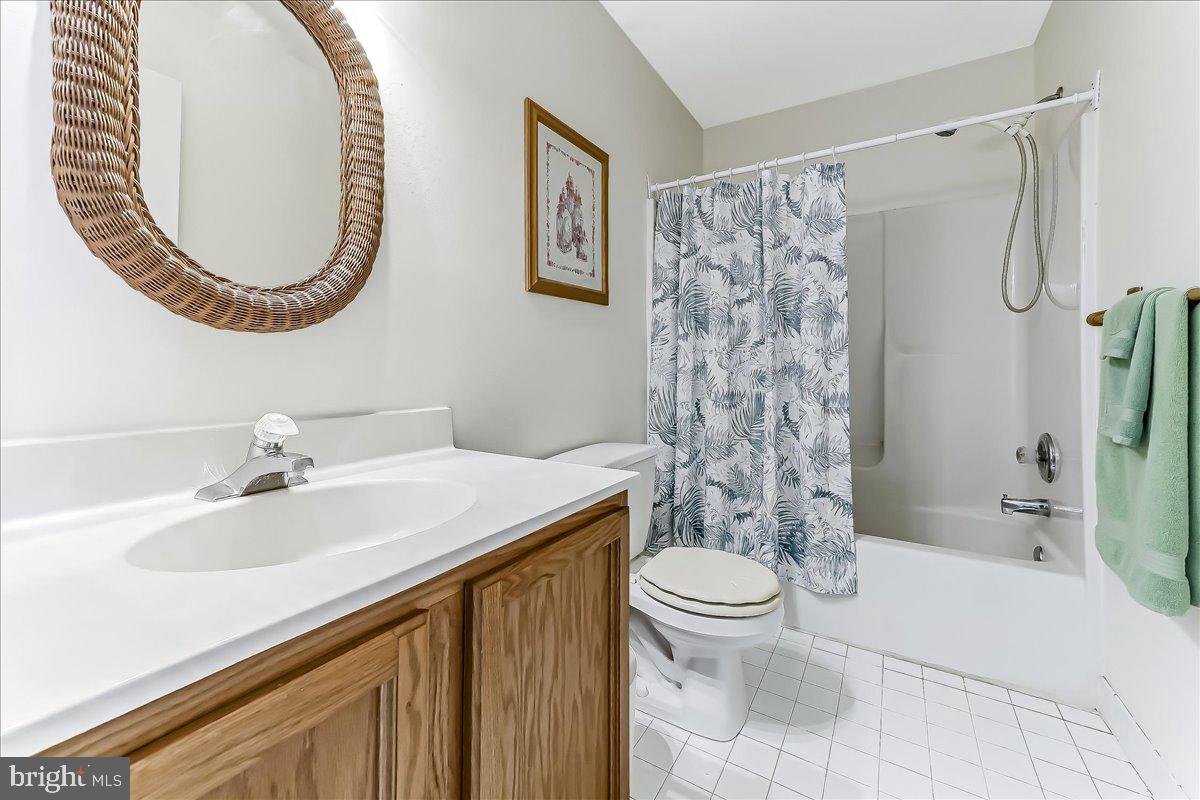 CHERRY TREE KNOLL - Residential