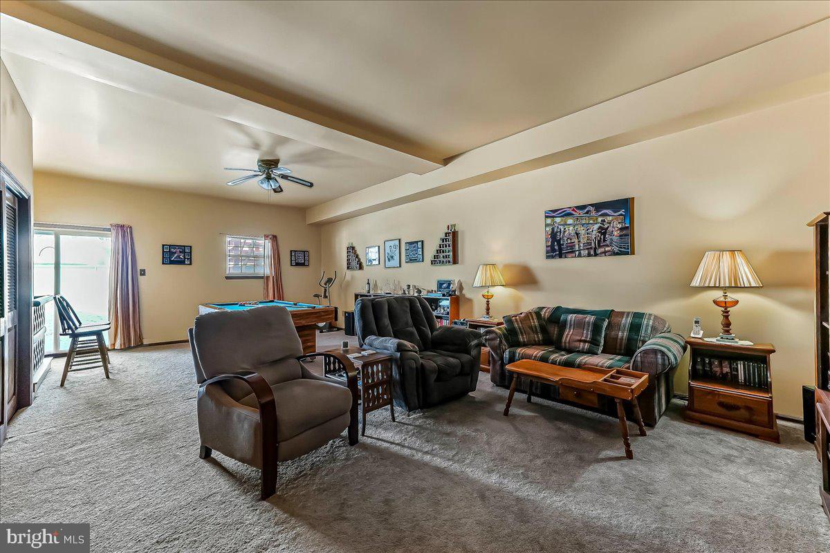 CHERRY TREE KNOLL - Residential