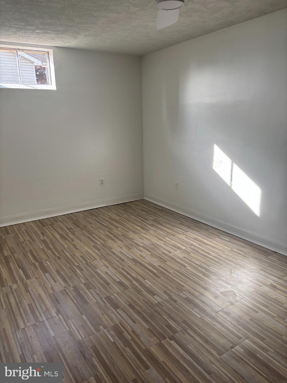 GRAY MOUNT - Residential