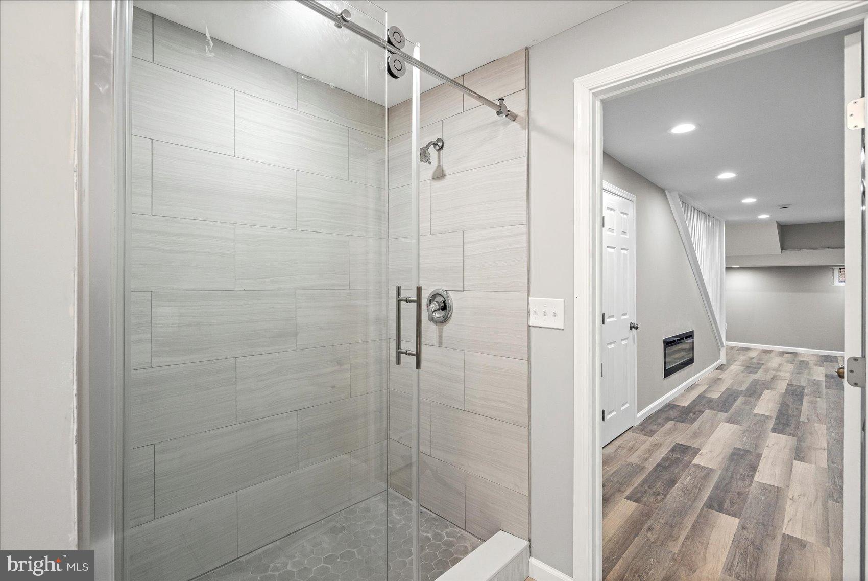 GREENMOUNT WEST - Residential