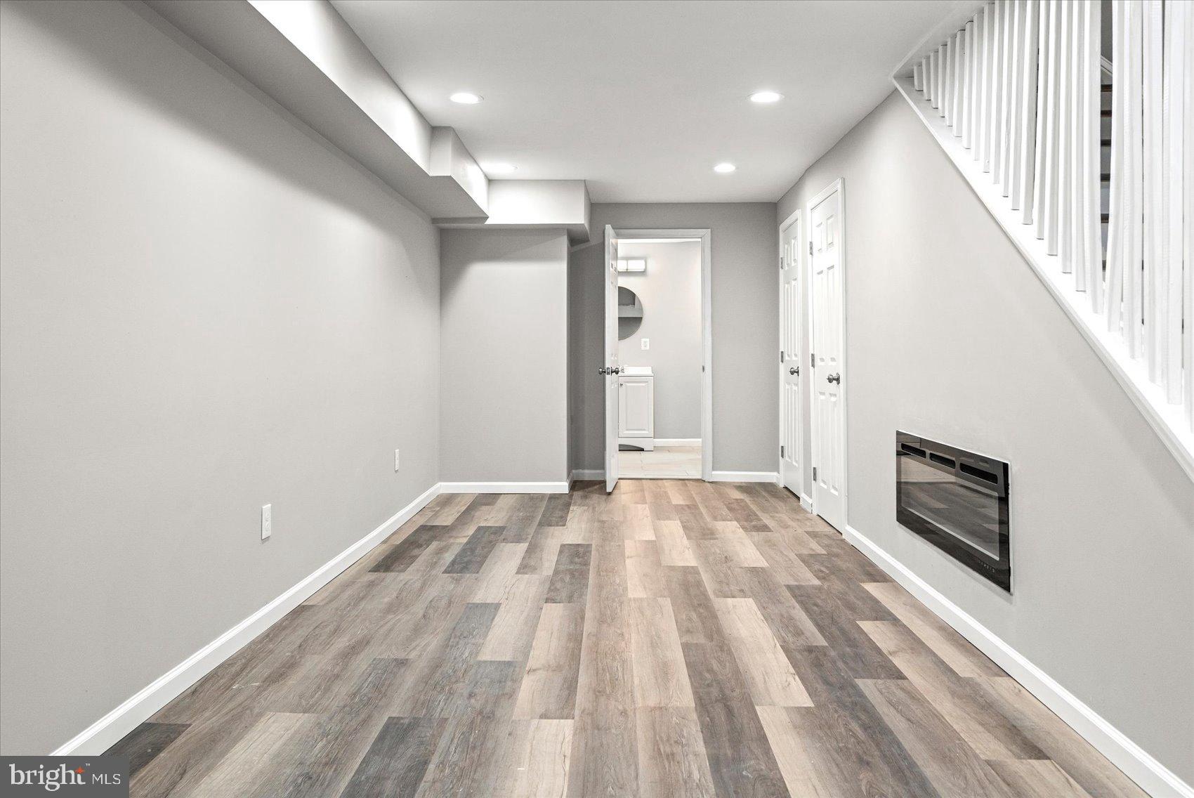 GREENMOUNT WEST - Residential