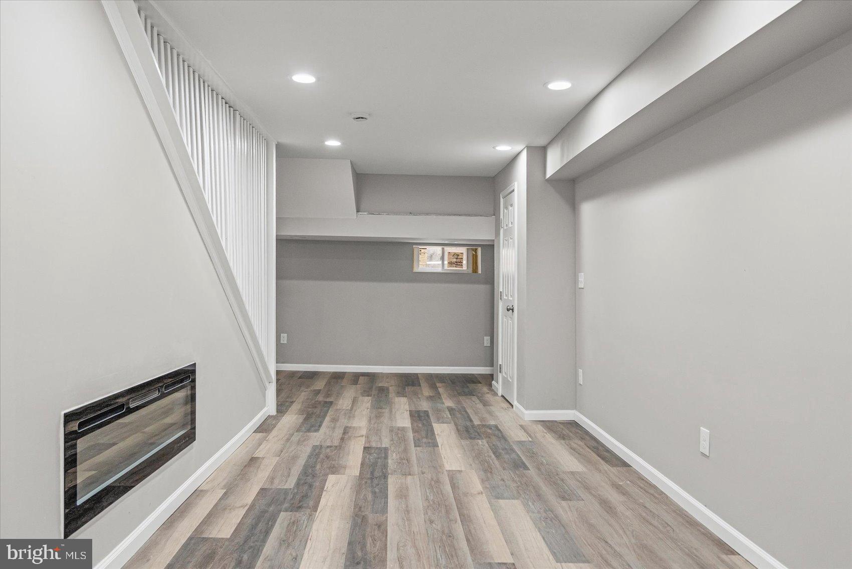 GREENMOUNT WEST - Residential