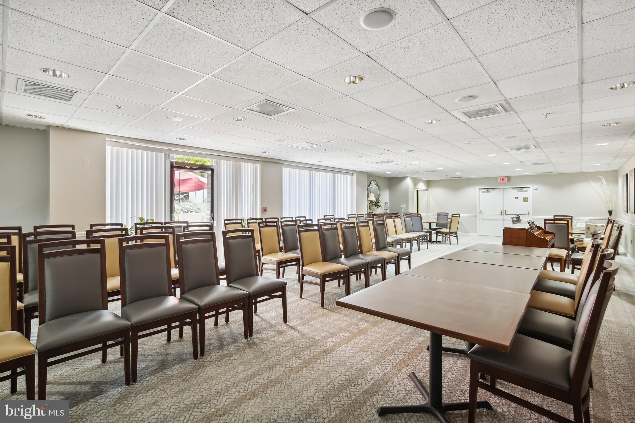 FAIRWAYS SOUTH - Residential