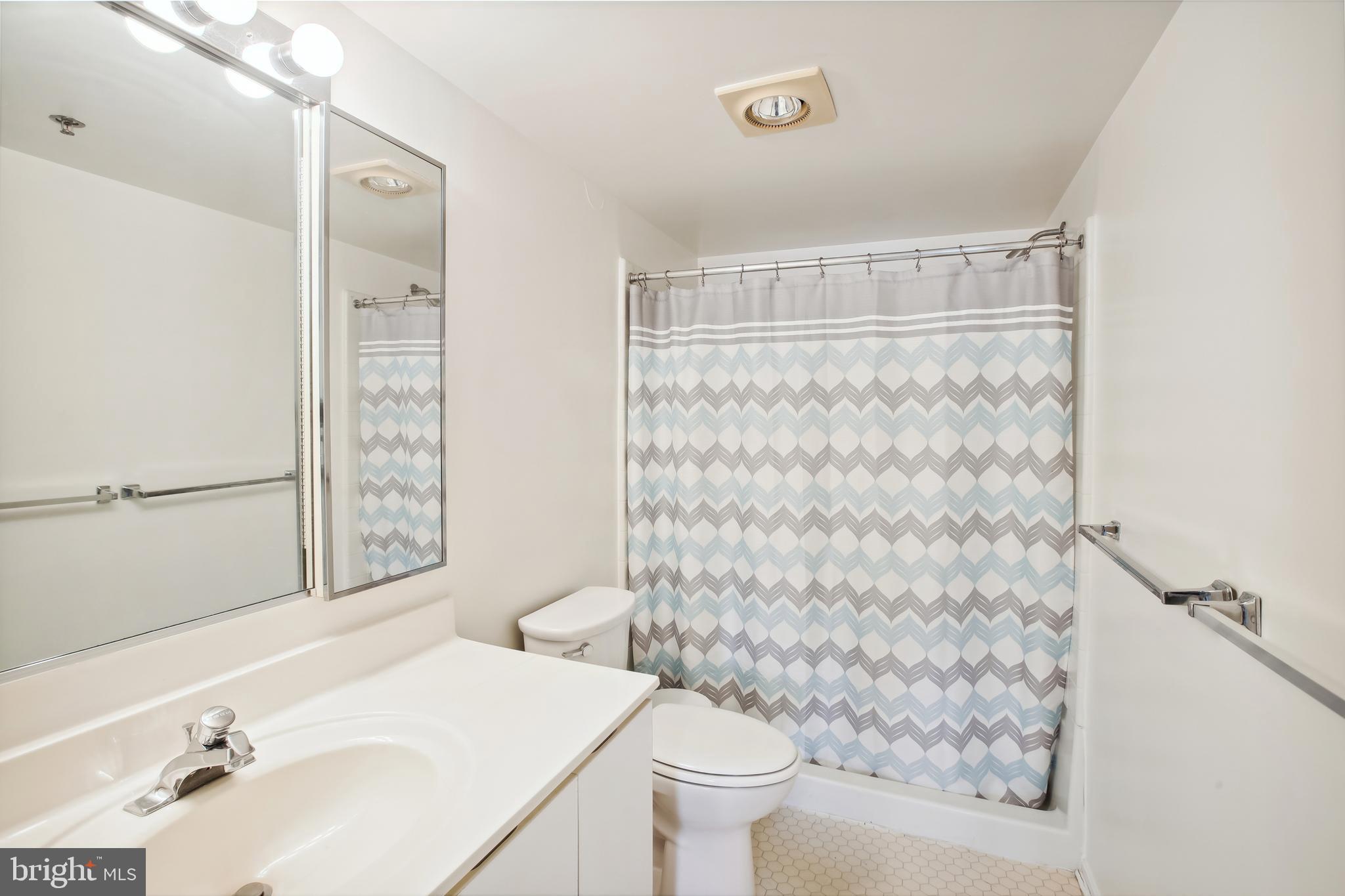 FAIRWAYS SOUTH - Residential