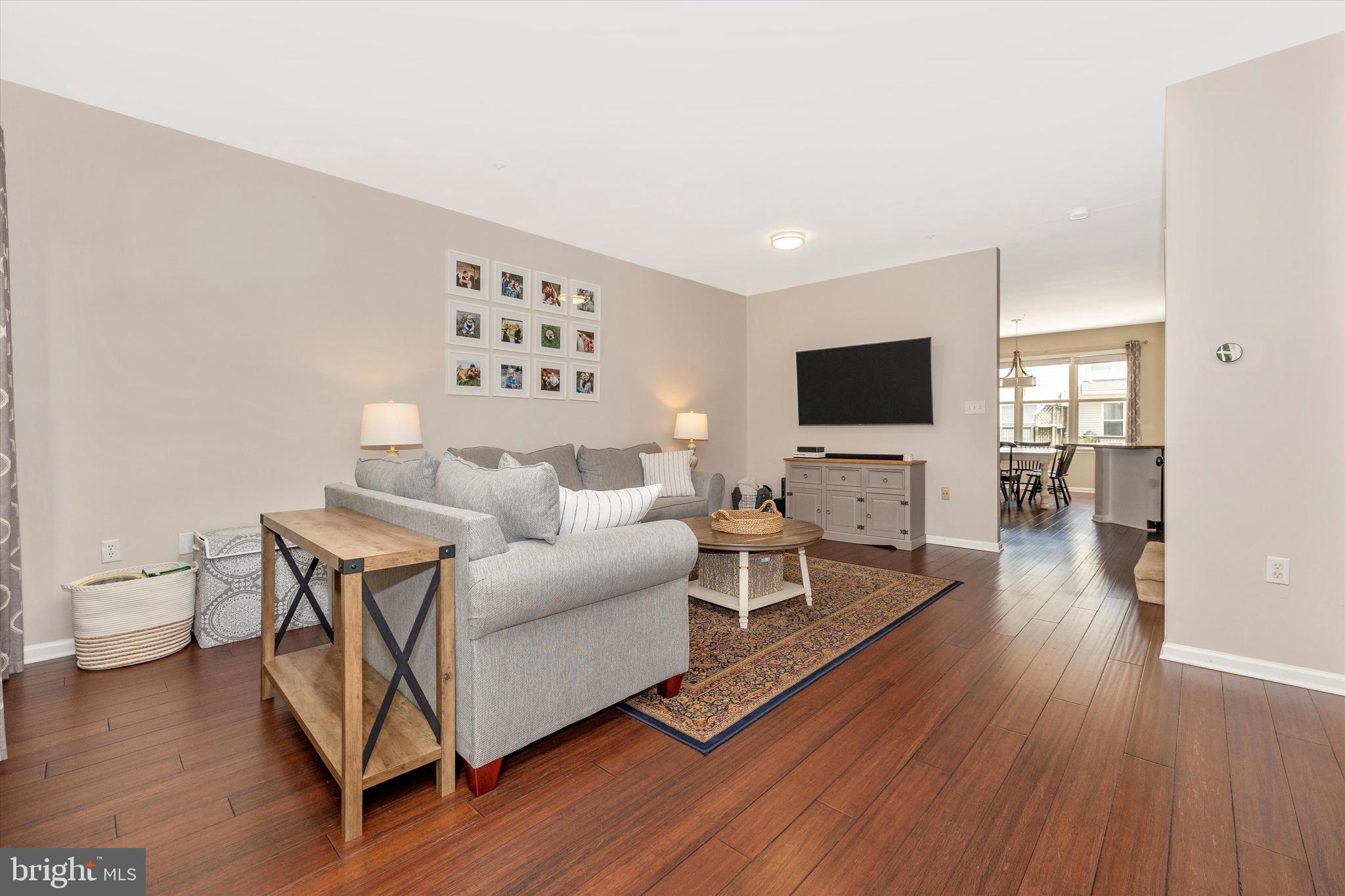 RIDGECREST - Residential