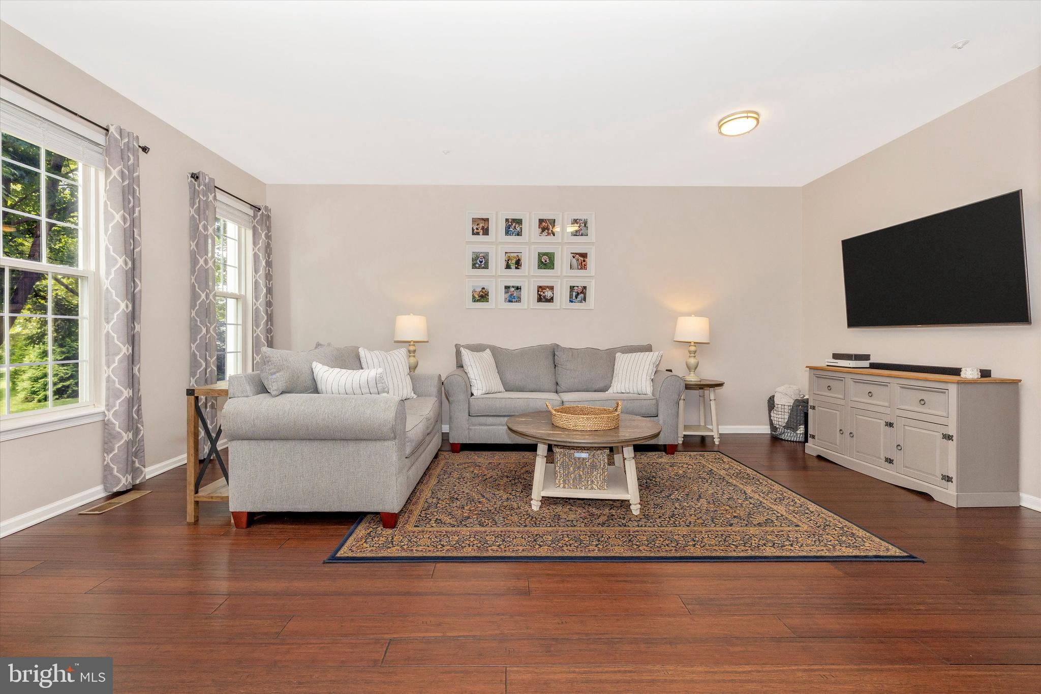 RIDGECREST - Residential