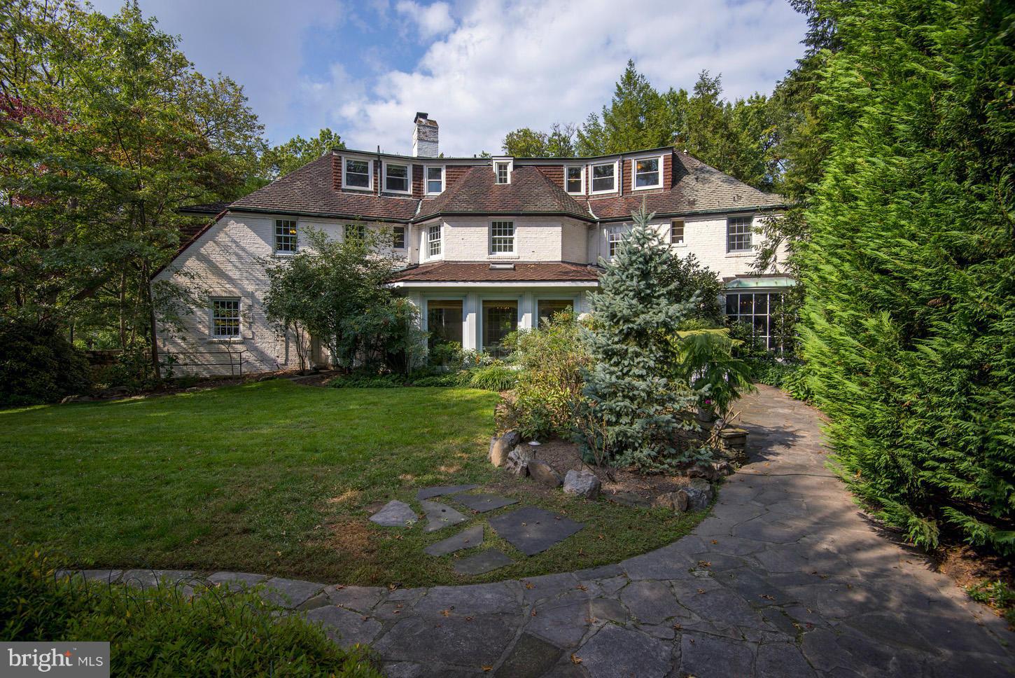 SPRING VALLEY - Residential