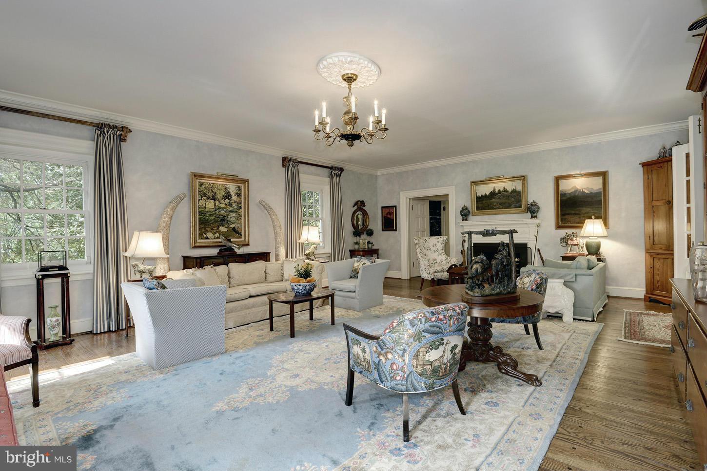 SPRING VALLEY - Residential