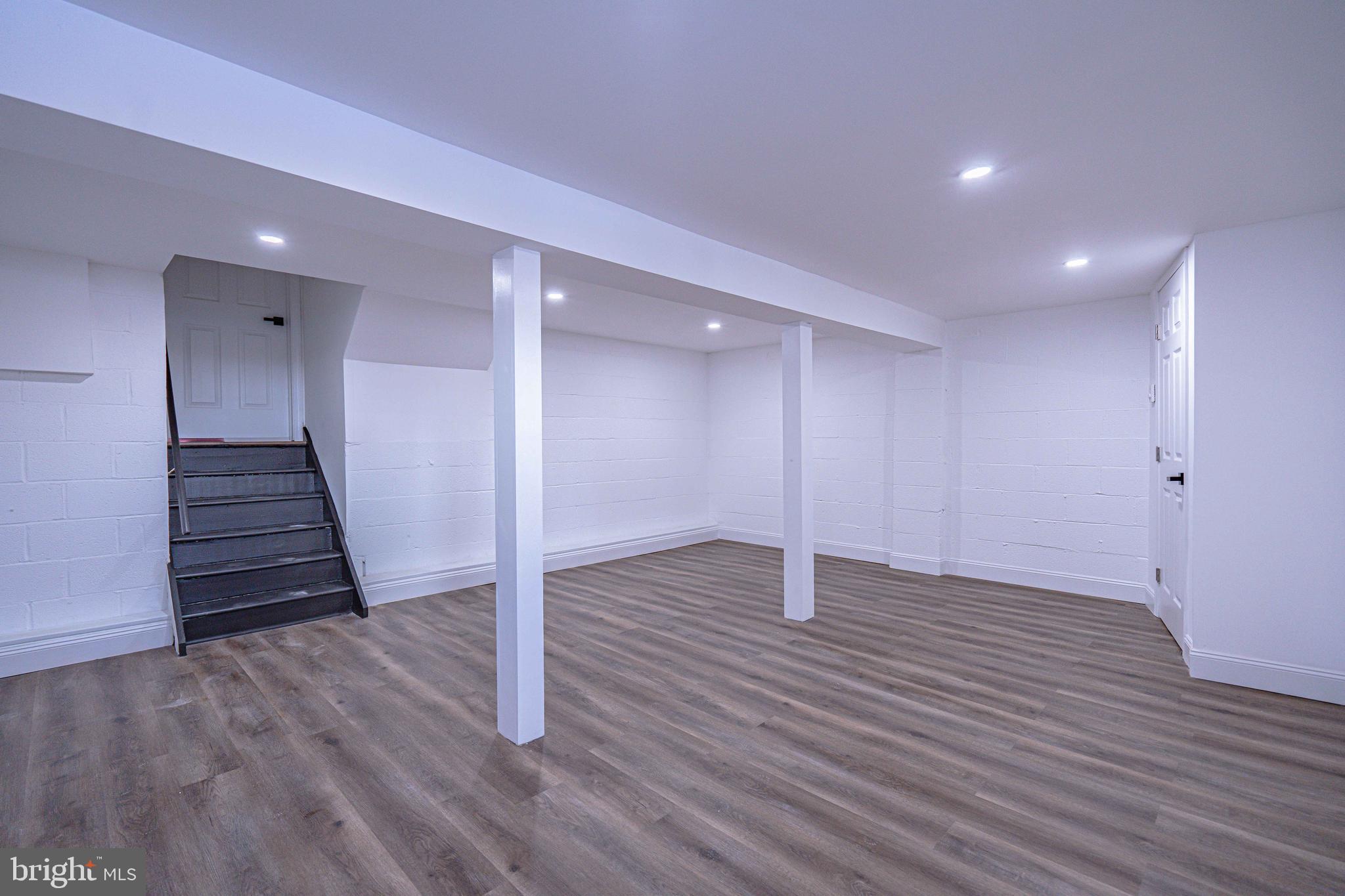 INDIAN MOUNTAIN LAKE - Residential