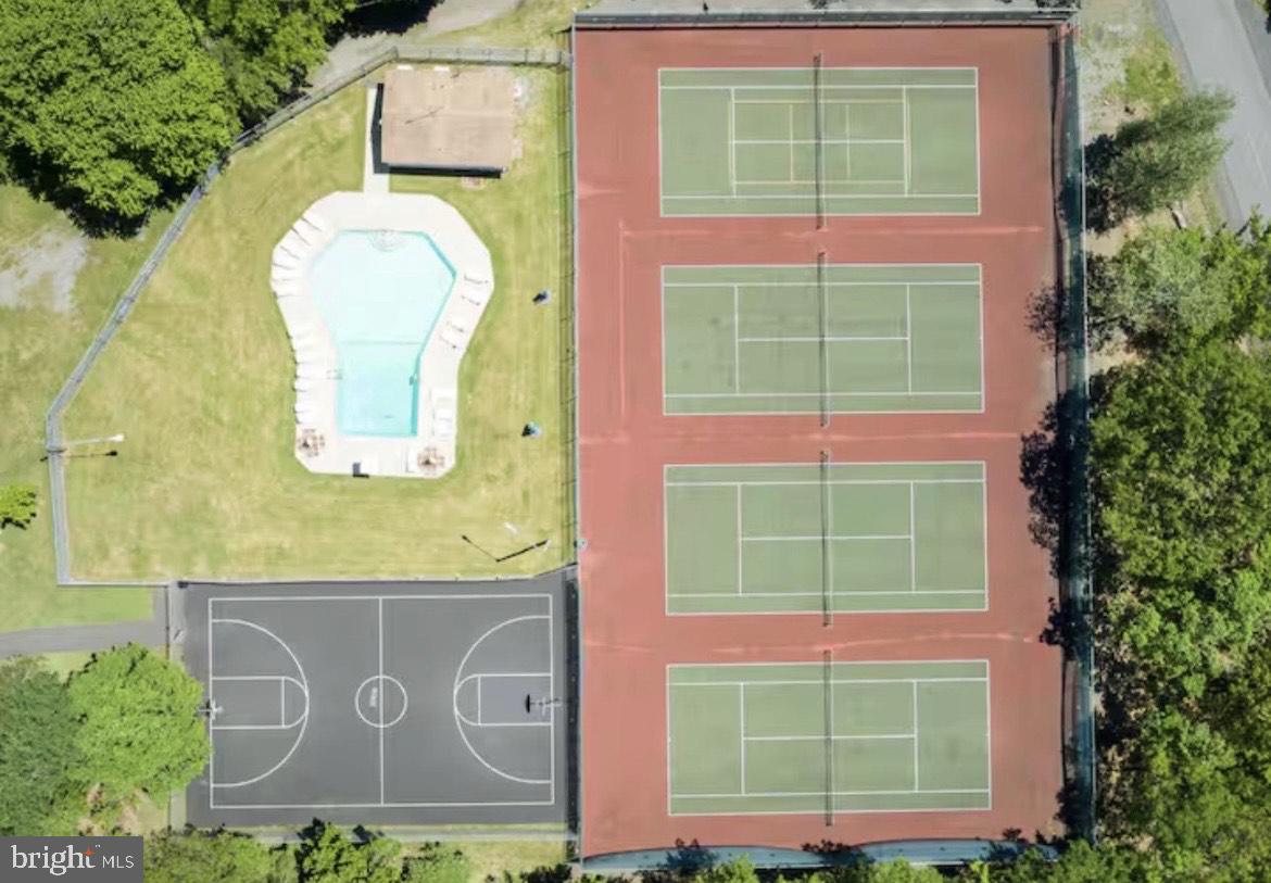 INDIAN MOUNTAIN LAKE - Residential