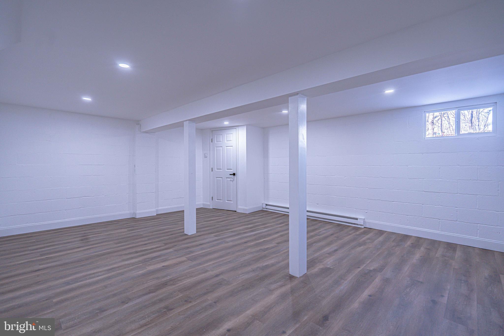 INDIAN MOUNTAIN LAKE - Residential