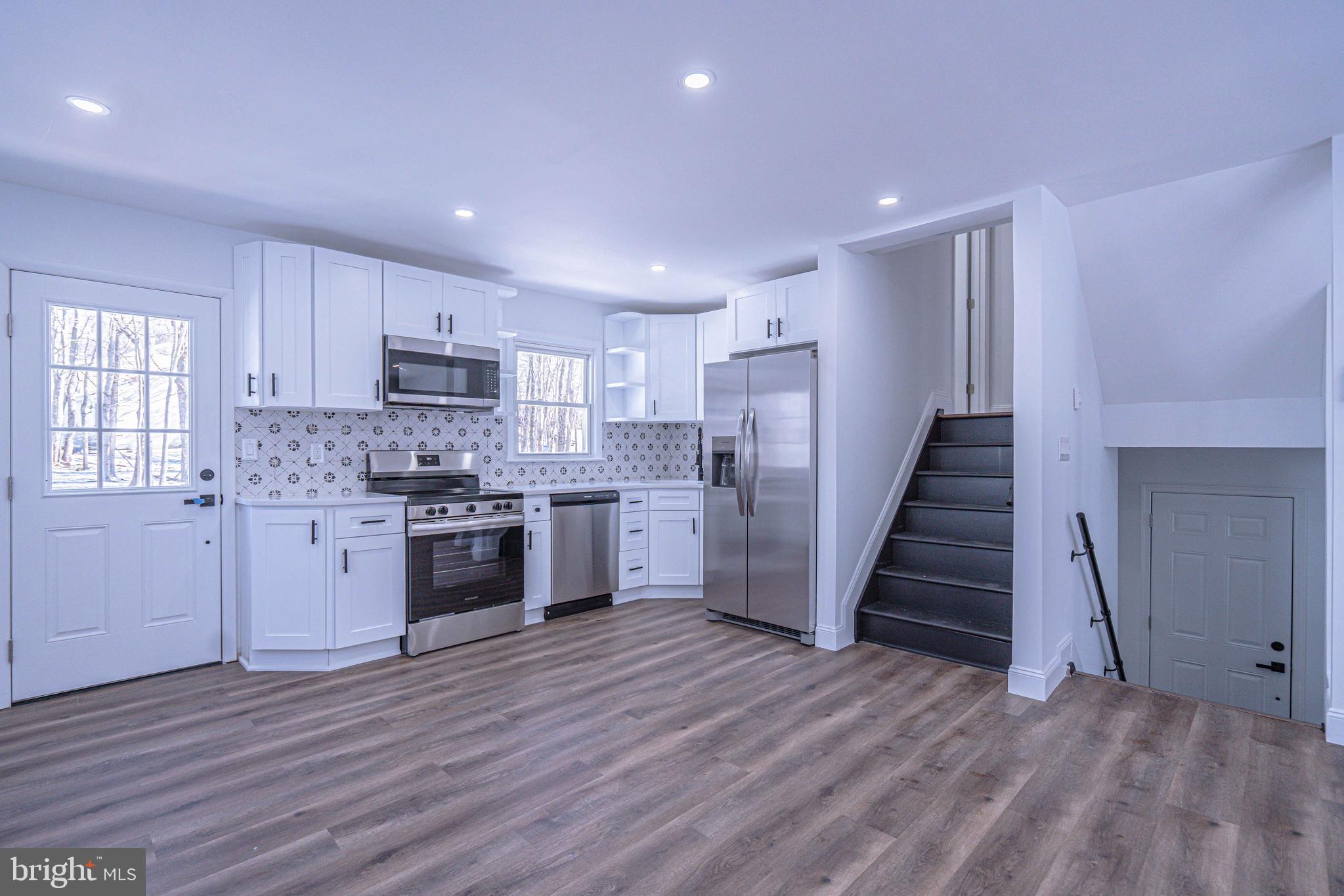 INDIAN MOUNTAIN LAKE - Residential