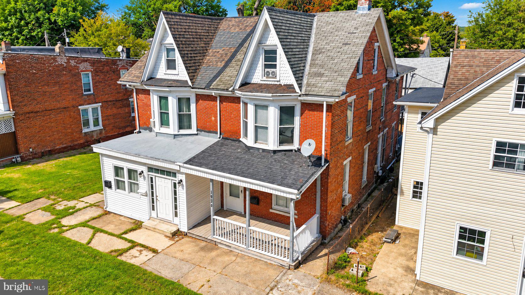 1934 FORSTER STREET