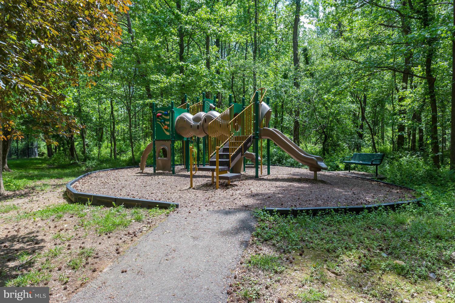 WOODSTONE - Residential