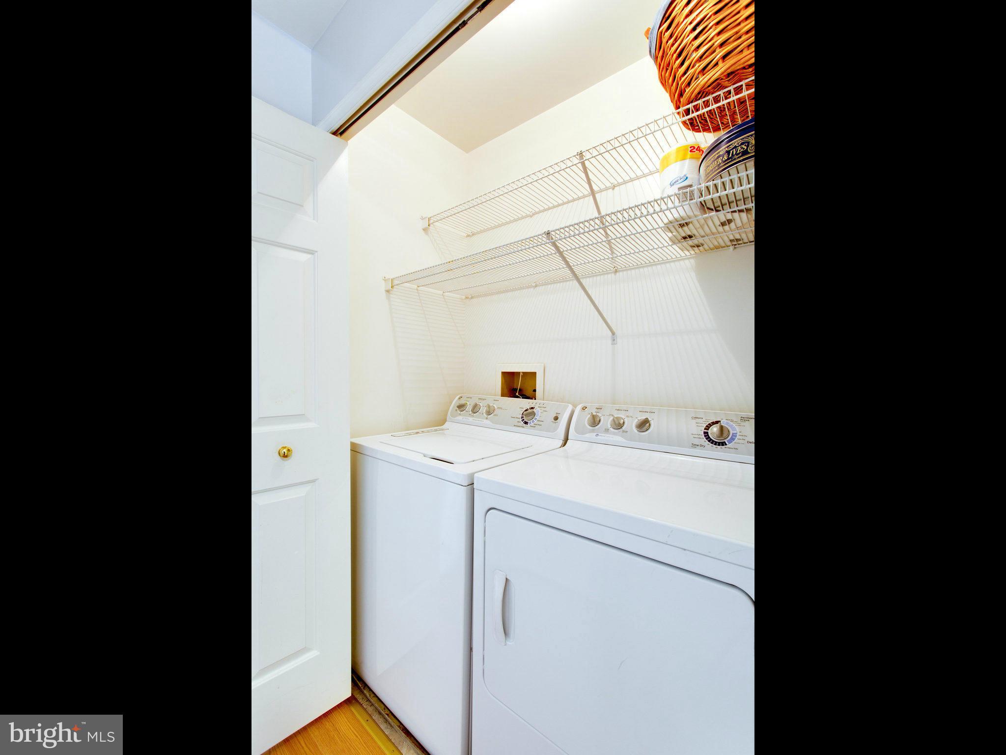 WOODSTONE - Residential