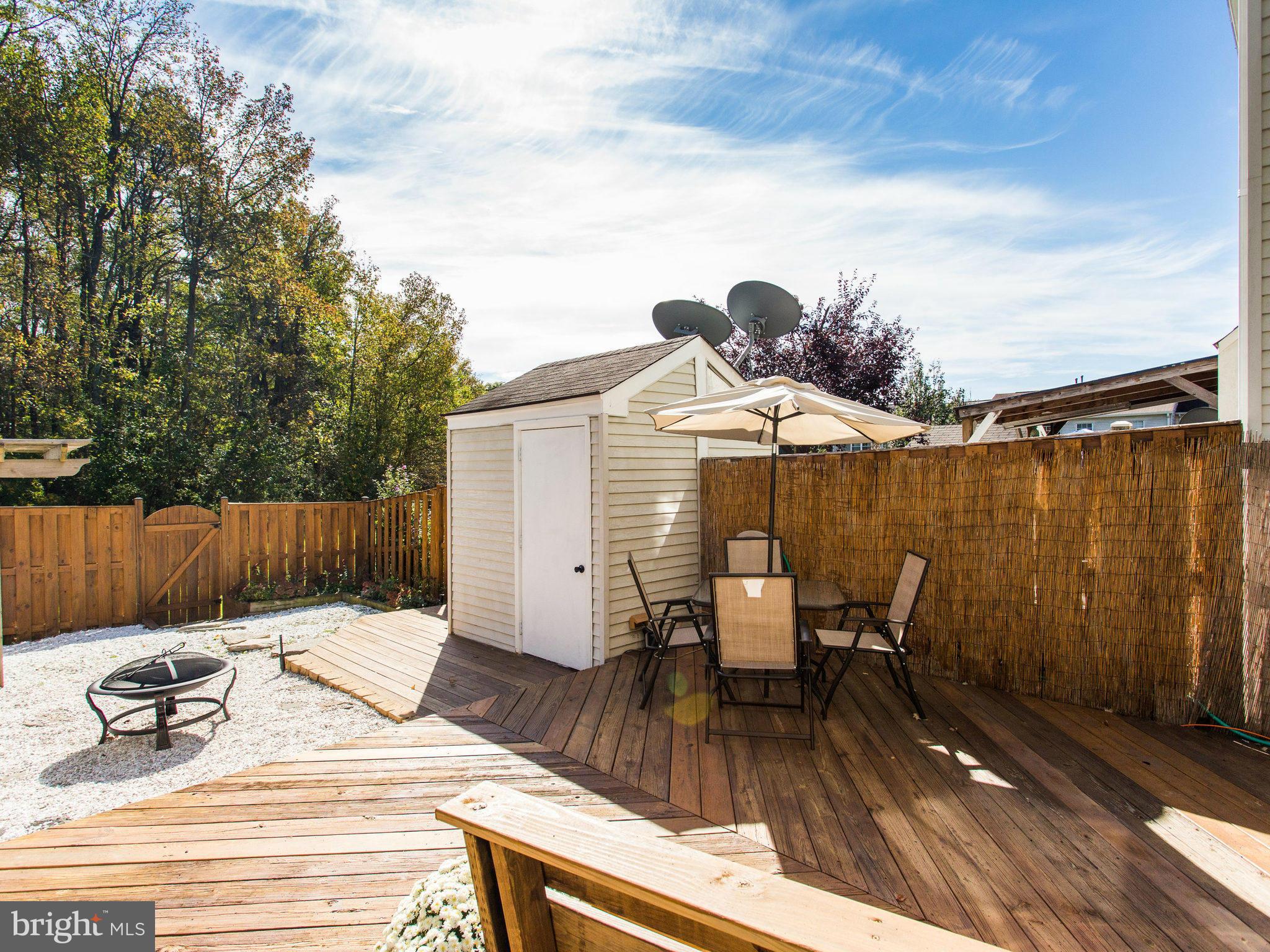 WOODSTONE - Residential