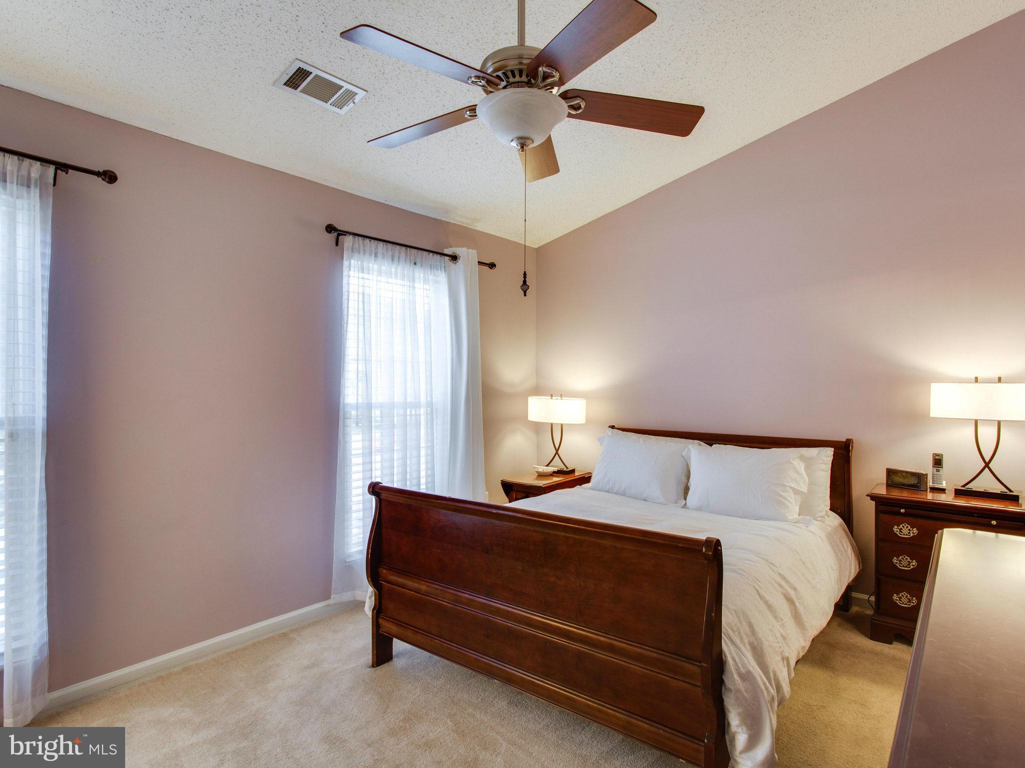 WOODSTONE - Residential