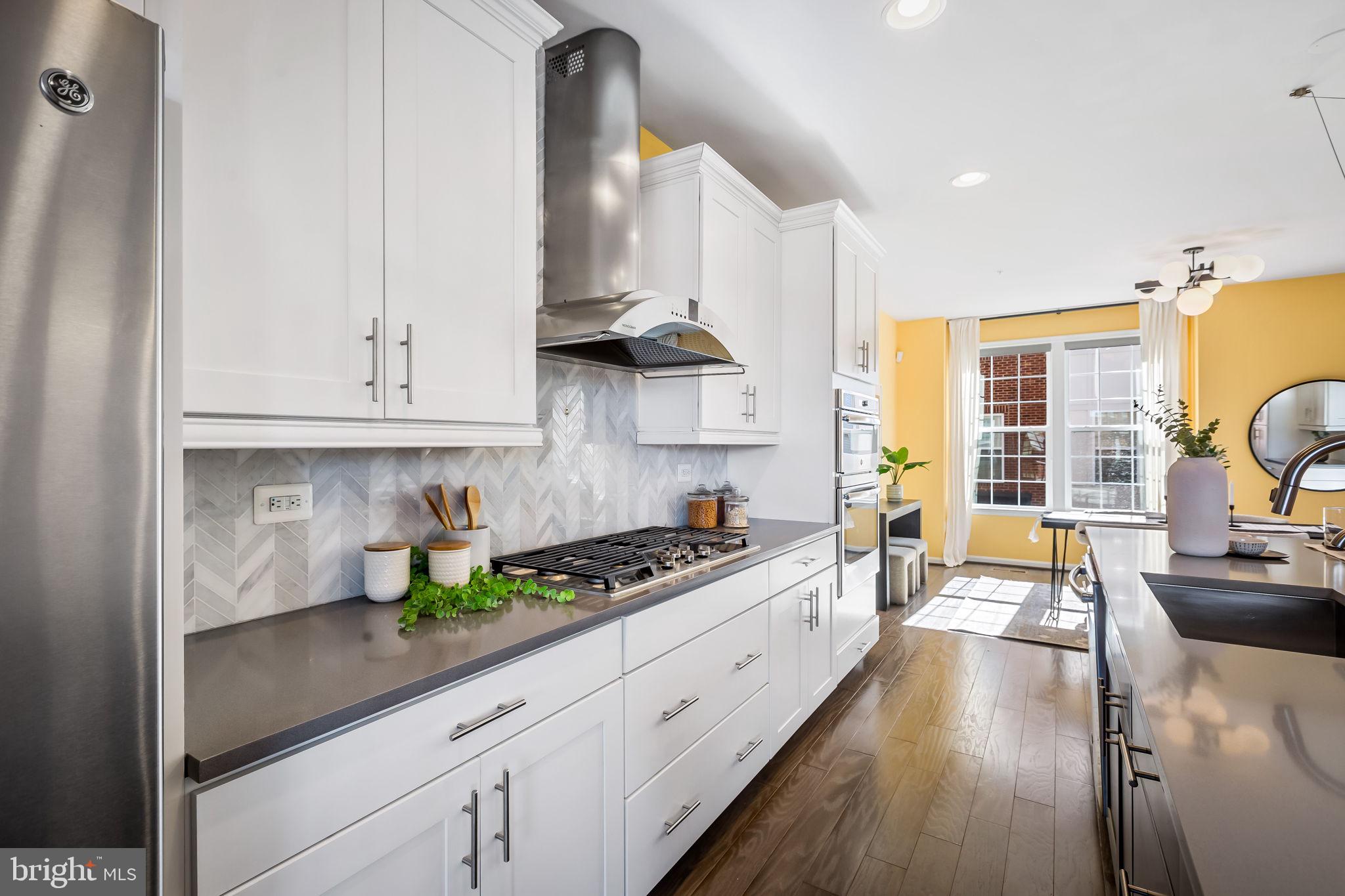 HAMPDEN HISTORIC DISTRICT - Residential